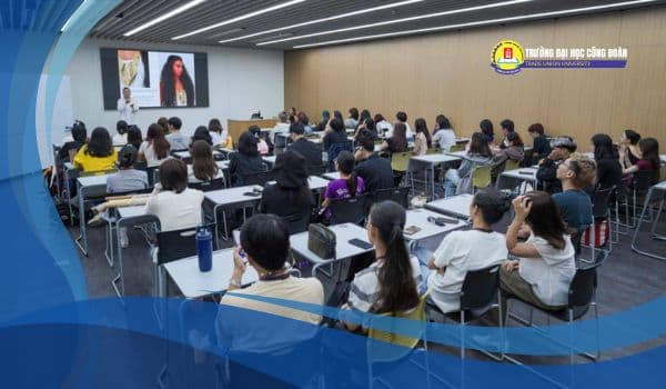 Featured image for: Các trường đào tạo văn bằng 2 uy tín nhất tại Việt Nam