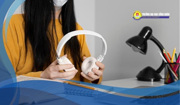 Featured image for: HỌC TỪ XA LÀ GÌ: BẰNG ĐẠI HỌC TỪ XA CÓ GIÁ TRỊ KHÔNG?